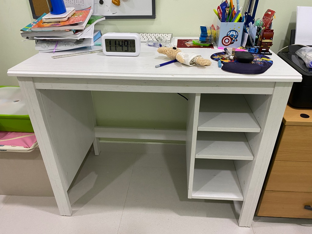 Ikea brusali desk sale