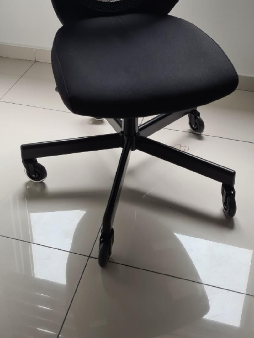 Ikea markus hot sale wheel replacement