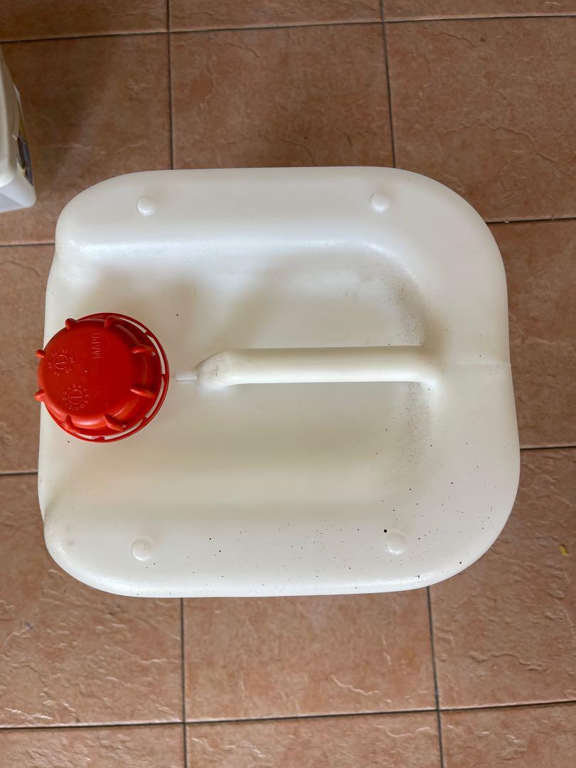 Jerry Can / Water Containers, TV & Home Appliances, Kitchen Appliances ...