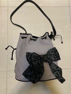 （分類：）位於 。 由 hijmi 提交（商品編號 1093779497，圖片 1）。簡介： 。