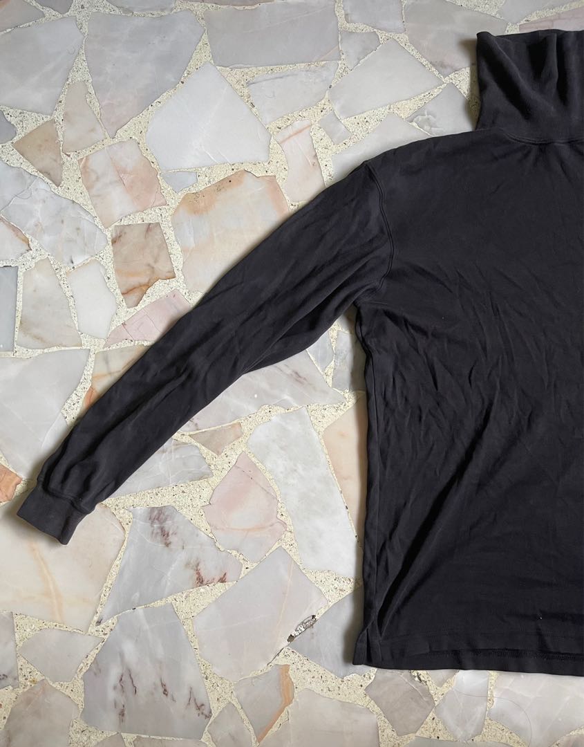 LL. Bean vintage turtleneck Men s Fashion Tops Sets Tshirts