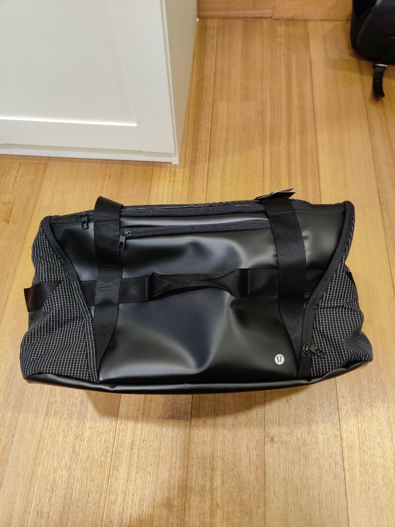 Lululemon more miles duffel new arrivals