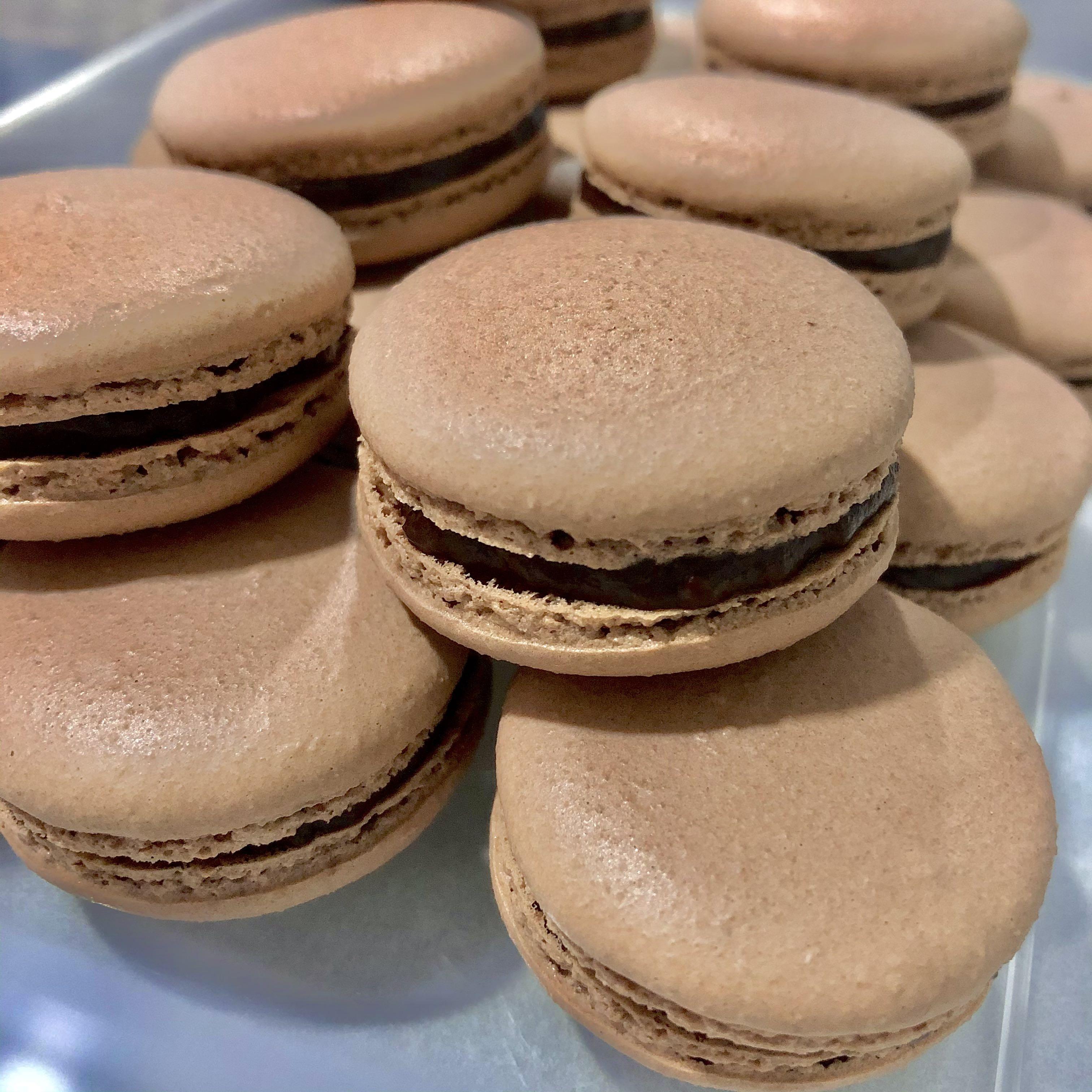 Macarons (Category: Homemade Bakes) located in Singapore. Submitted by elephantbakes (Listing ID 1085899175, Image 3). Description: Sold in boxes of 6, 9 and 12 Pricing: -6pcs @ $9.90 (choose 2 flavours) -9pcs @ $13.90 (choose 3 flavours) -12pcs @ 16.90 (choose 4 flavours) Flavours include: -peach -strawberry -lychee -earl grey -vanilla -dark chocolate Macarons orders must be placed 1 week in advance! Do follow @elephantbakes on Instagram for mor