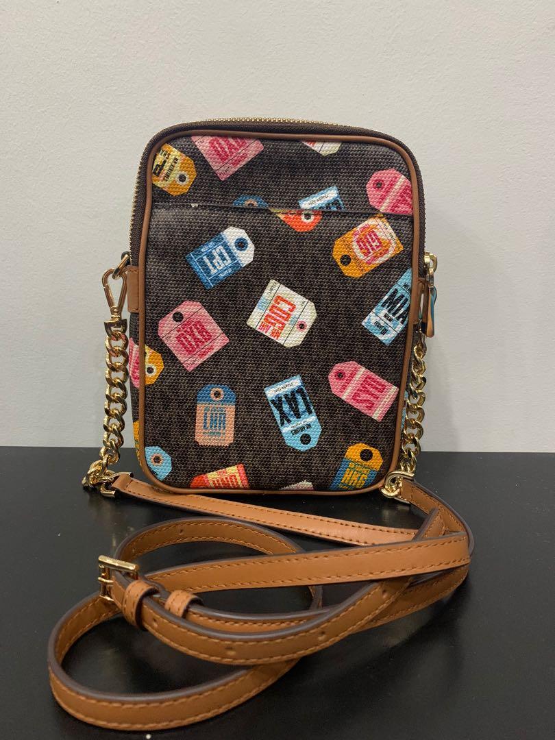 jet set medium printed logo smartphone crossbody bolsa