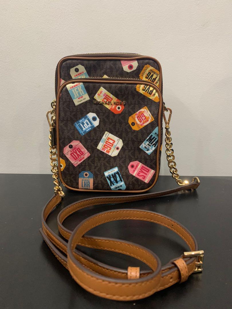 jet set medium printed logo smartphone crossbody bolsa