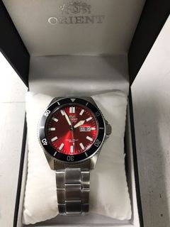 (Category: ) located in . Submitted by seikowatchfactory (Listing ID 1093797434, Image 1). Description: .