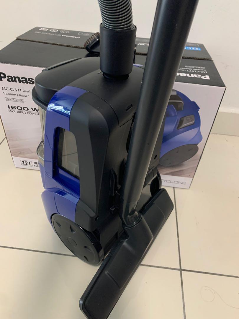 Panasonic Vacuum Cleaner MCCL571 1600W, TV & Home Appliances, Vacuum