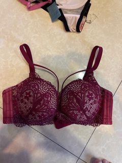 (Category: ) located in . Submitted by oceanblue000 (Listing ID 1093798104, Image 1). Description: .