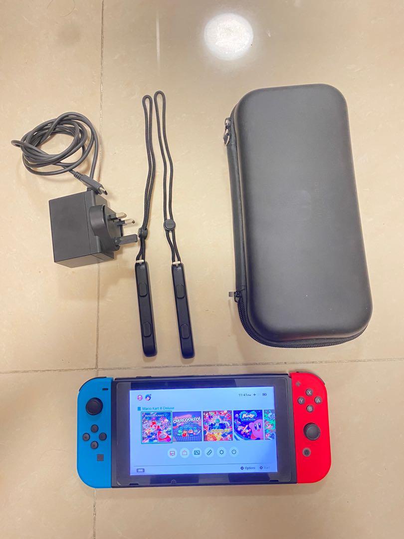 Switch （分類：Nintendo 任天堂）位於 Hong Kong。 由 morrisc 提交（商品編號 1093861441，圖片 3）。簡介： 全機冇刮花，交收時可驗機及試用，不合心水可不交易。 全部配件齊曬，送保護盒 。