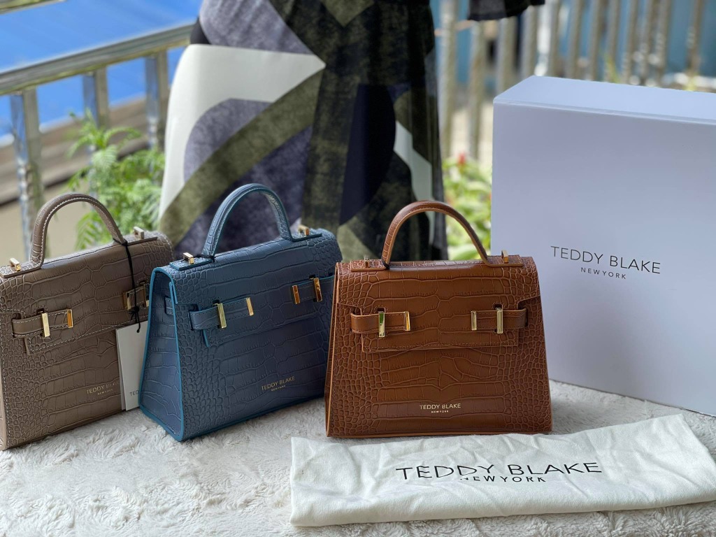 teddy blake two way bag, Luxury, Bags & Wallets on Carousell