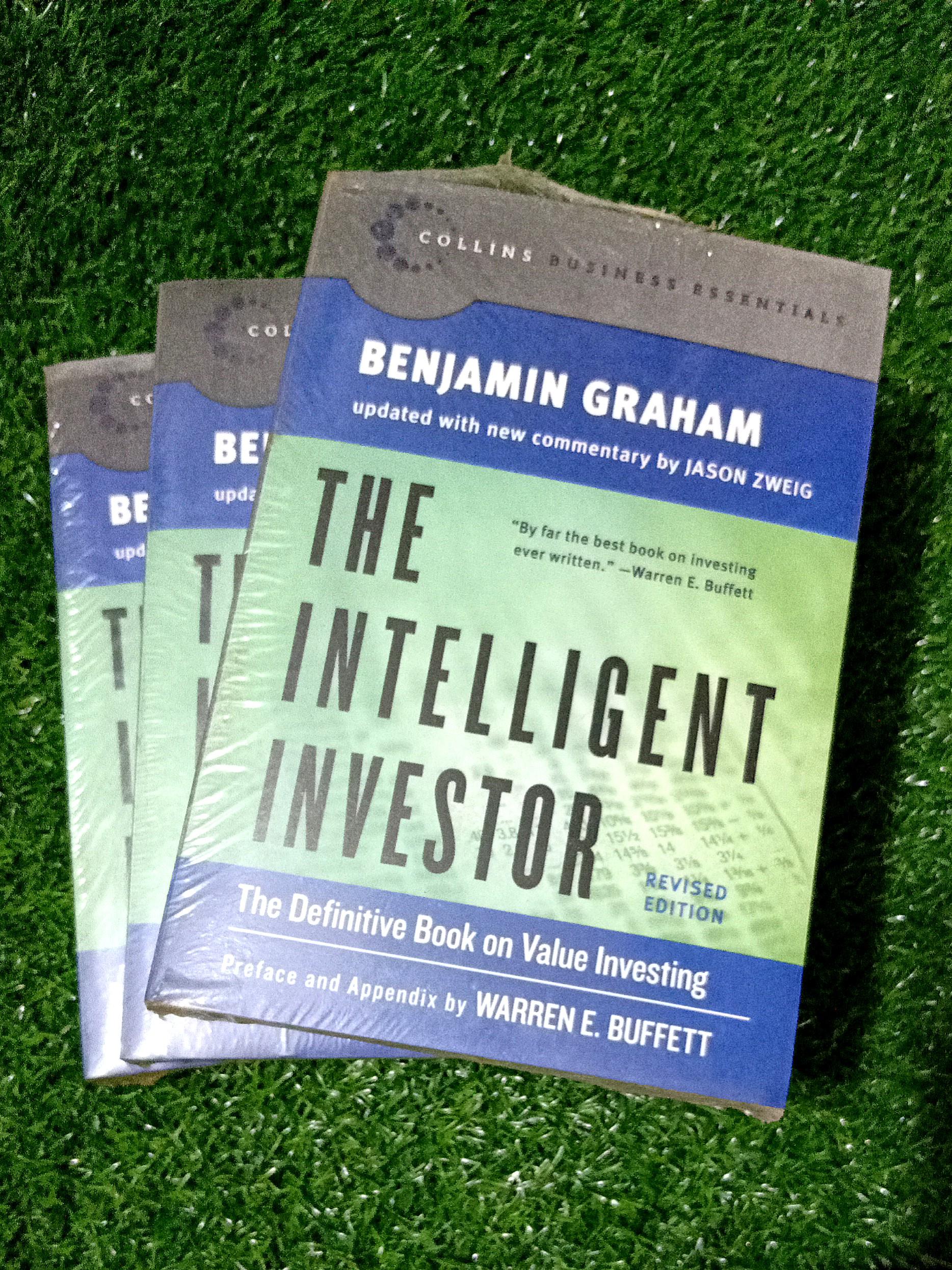 The Intelligent Investor by Benjamin Graham business essentials English book,  Hobbies & Toys, Books & Magazines, Storybooks on Carousell
