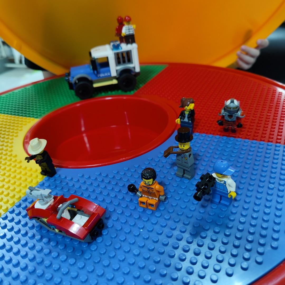 Tot tutors hotsell table lego