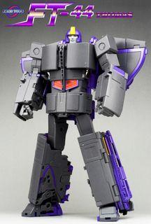 Transformers FT-44 Thomas (Astrotrain) Transformers FT-44 Thomas (Astrotrain)