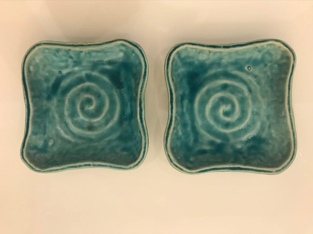 Unique Japanese square plates, Furniture & Home Living, Kitchenware