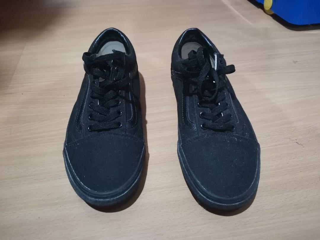 triple black leather vans