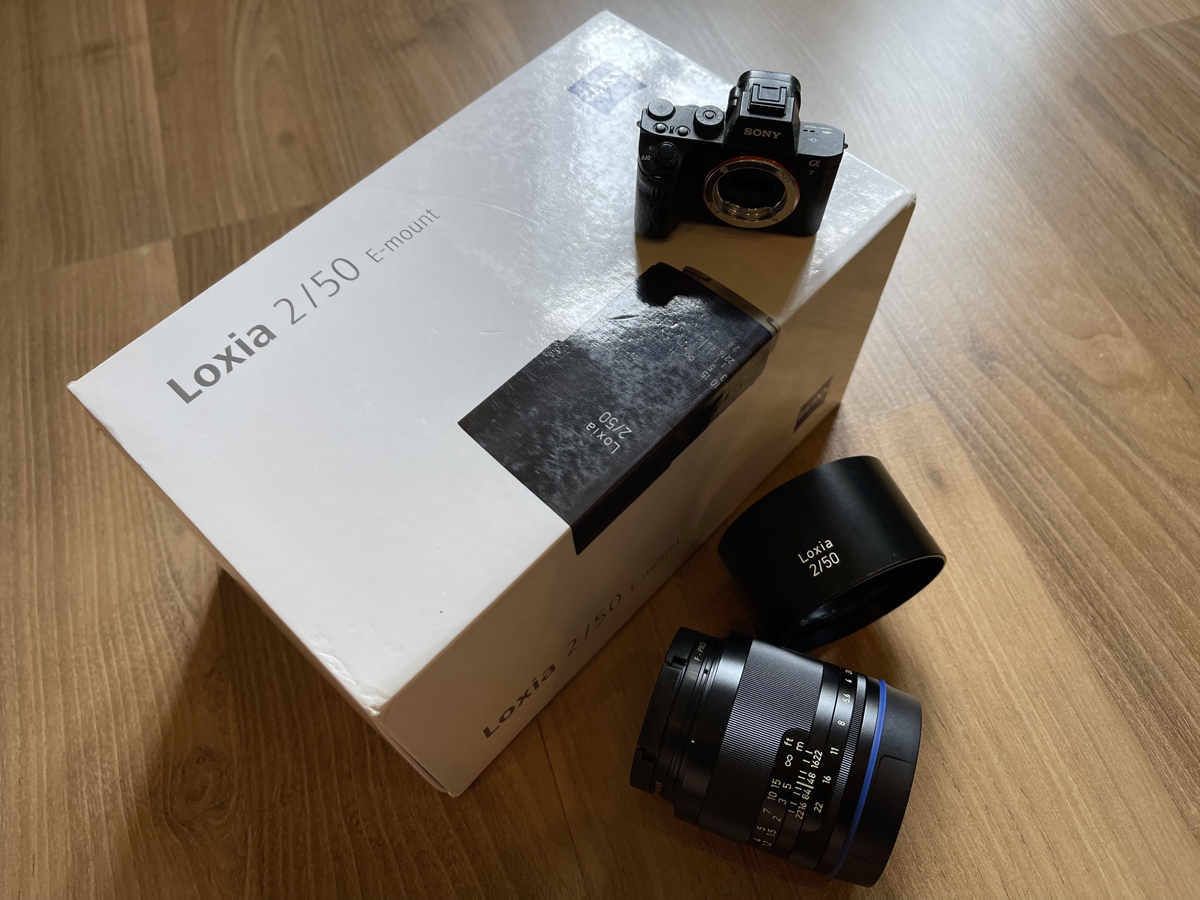 Zeiss Loxia 50 mm F2 E-mount, Photography, Lens & Kits on Carousell