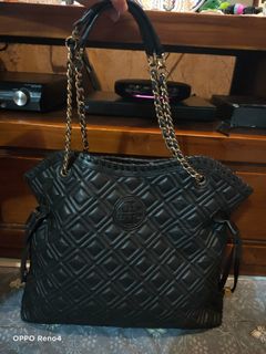 (Category: ) located in . Submitted by shazarimma (Listing ID 1094100330, Image 1). Description: .