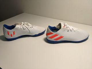 BN Original Adidas football boots Nemeziz 19.4 Lionel Messi Edition Size Uk7
