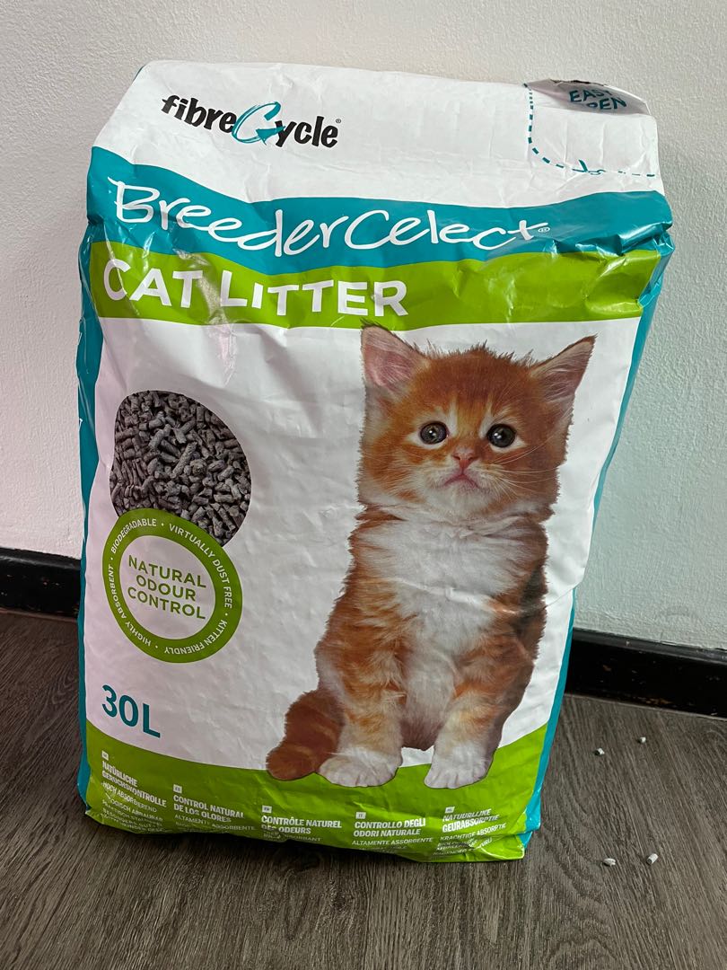 Breed Celect Cat Litter 30L, Pet Supplies, Health & Grooming on Carousell