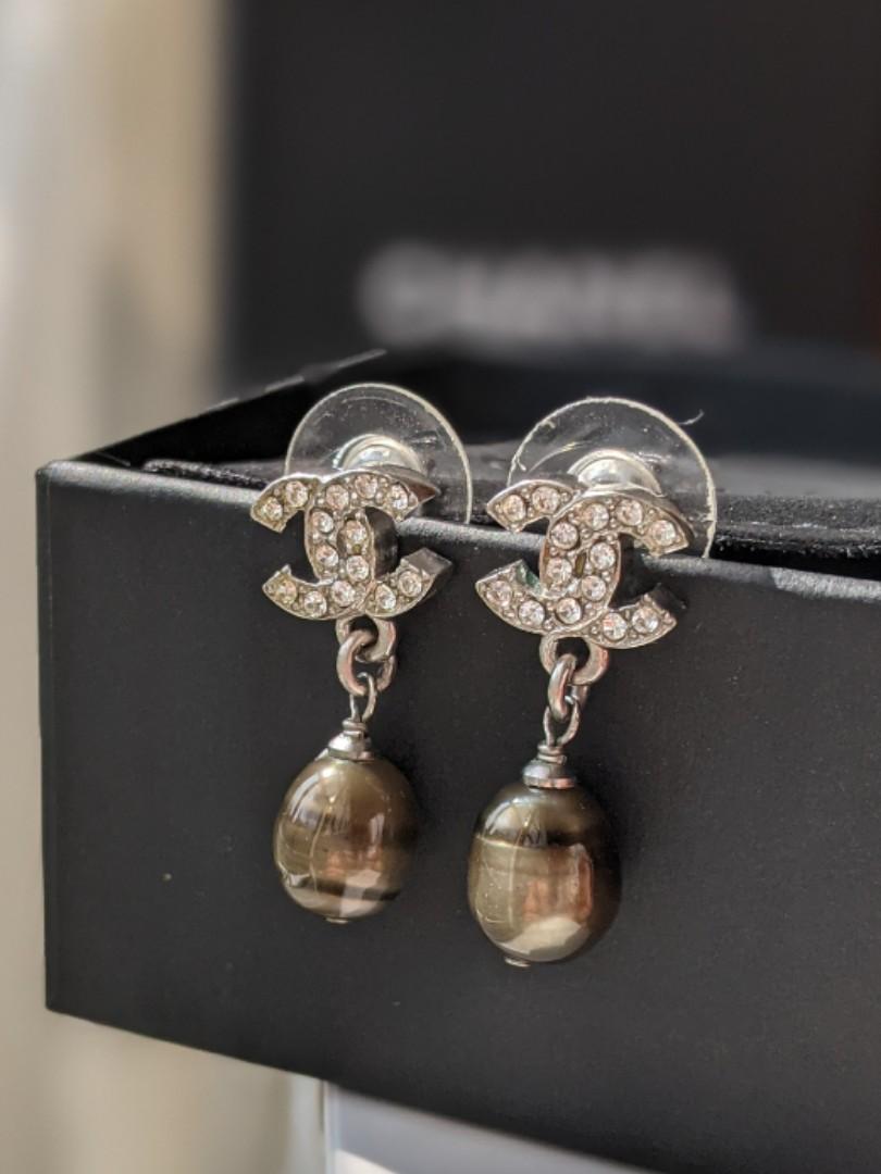 coco chanel earrings pearl