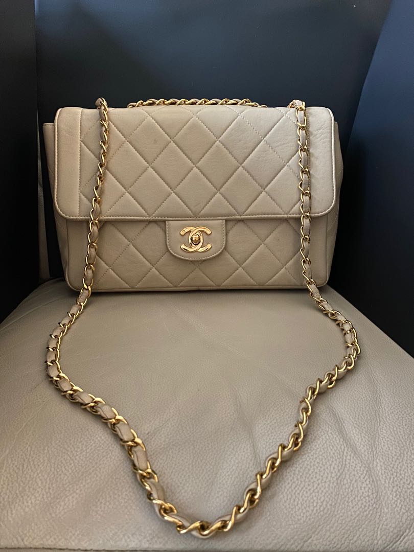 Chanel vintage 24K gold hw Diana Square bag medium beige lamb skin
