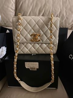 (Category: ) located in . Submitted by chanel_obsessions (Listing ID 1094014409, Image 1). Description: .