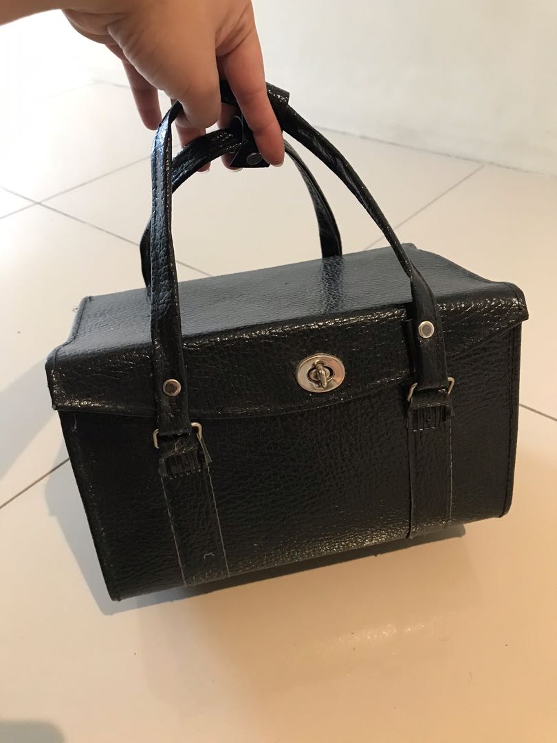 CHN bag (with complete paraphernalia), Health & Nutrition, Medical