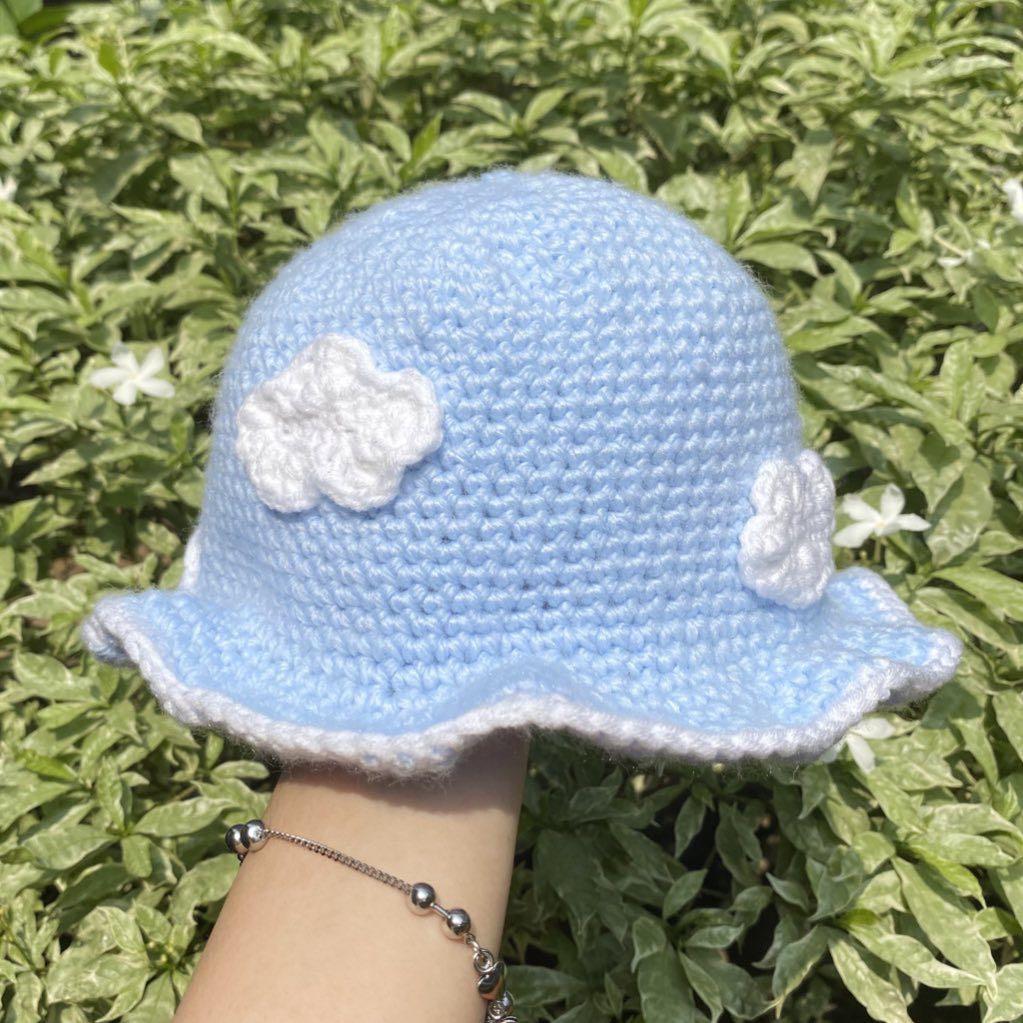 cloud crochet bucket hat, Fesyen Wanita 