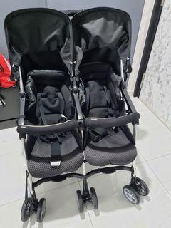 Combi Spazio Duo (Twin Stroller) Combi Spazio Duo (Twin Stroller)