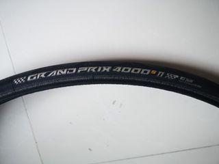 specialized roadsport tyre