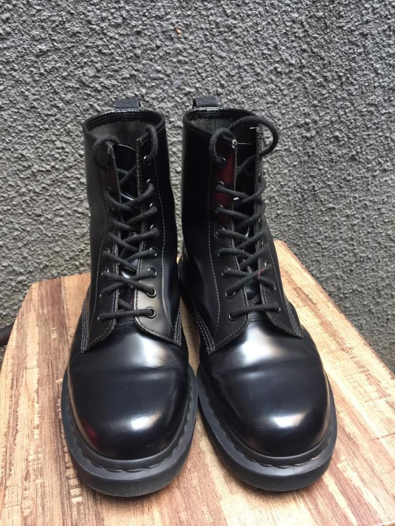 dr martens 1640 mono black