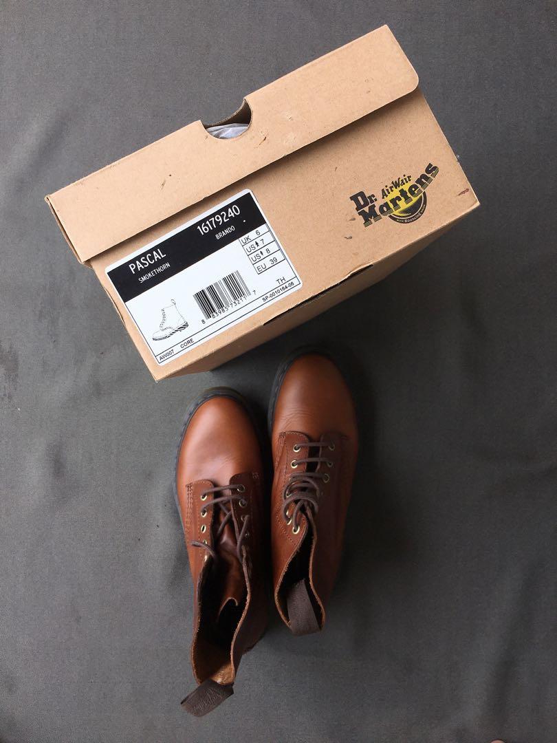Dr martens smokethorn brando hotsell