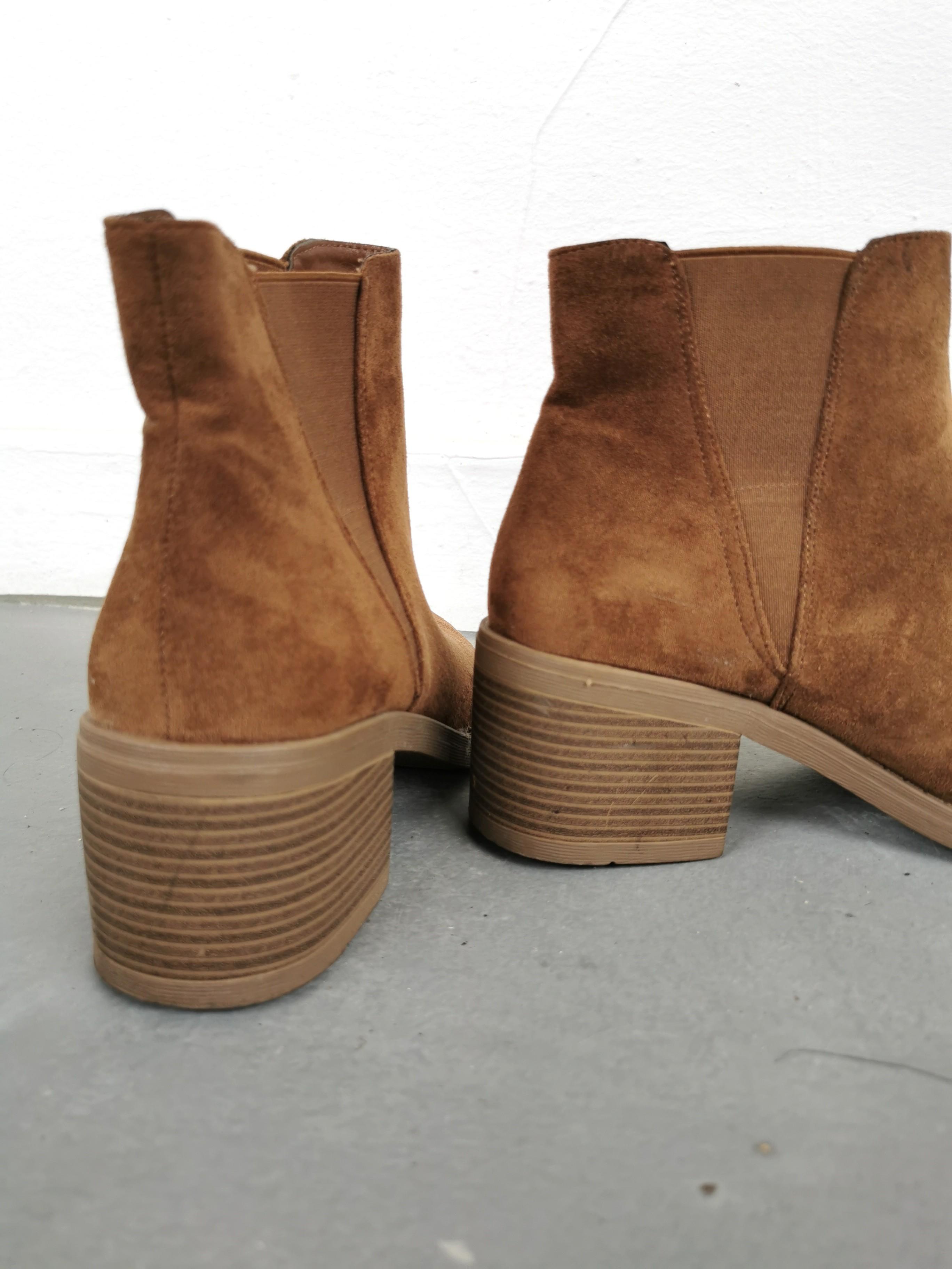 Forever 21 velvet boots cheap