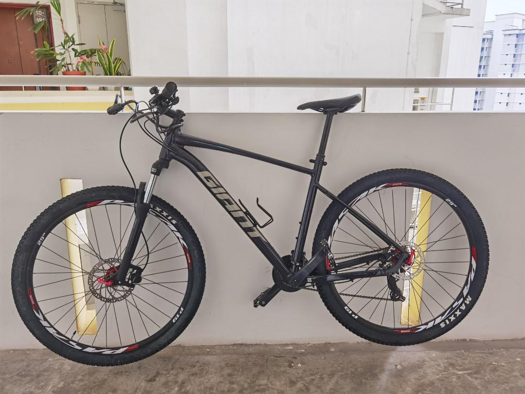 Giant Talon 3 L Size 29er minor upgrade Sports Equipment