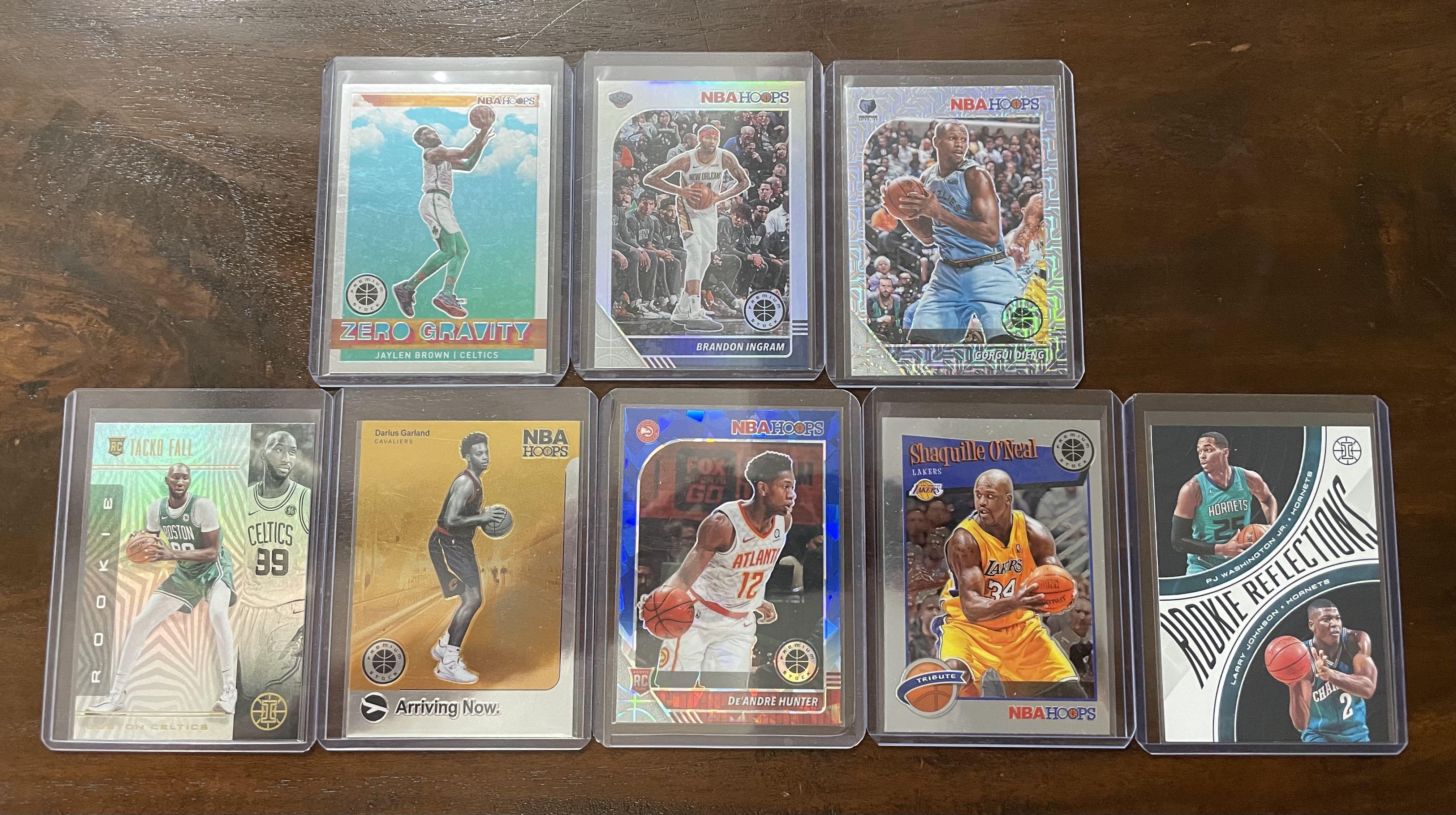 Hoops insert (Category: Raw Cards) located in Singapore. Submitted by sly08 (Listing ID 1093960195, Image 1). Description: For Sale: Hoops & Chronicles Slam Random Inserts Price: Sgd 35 (Slightly Negotiable) Condition: Used Deal at Tampines. Mailing can be arrange to be bear by buyer. Not splitting the lot. No trade please..