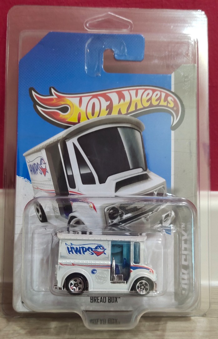 Hot Wheels Bread Box (Regular Treasure Hunt) come with protector
