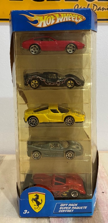 Hot wheels sales ferrari gift pack