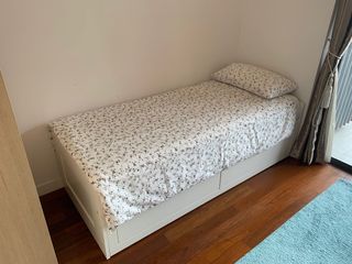 (Category: ) located in . Submitted by giuliacb (Listing ID 1094091852, Image 1). Description: .