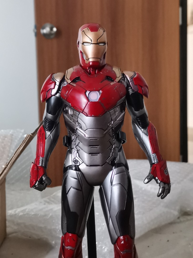 Crazy toys iron man mark 47 2025