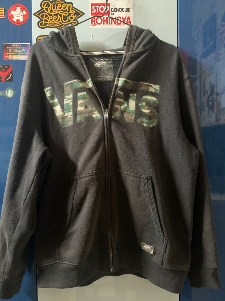 Jaket vans original full tag made in cambodia size L tinggal dicuci doang