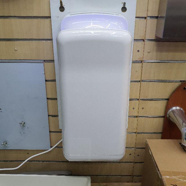 JET HAND DRYER 2000W, Furniture & Home Living, Bathroom & Kitchen