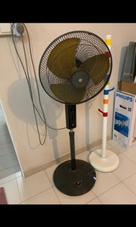 (Category: ) located in . Submitted by lelonglelong5 (Listing ID 1094113898, Image 1). Description: .