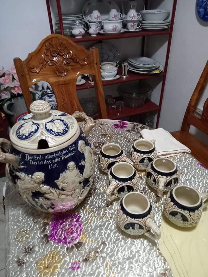 Legit Antique jar set with mugs (Category: Bathroom & Kitchen Fixtures) located in Quezon City. Submitted by eynzel (Listing ID 1093918992, Image 1). Description: .. this one is very pricy !! if you want to check the legitimacy meet and see .. ;).