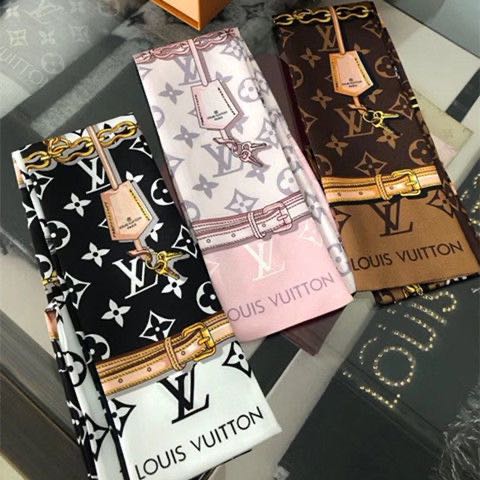 💯 authentic louis vuitton scarf, Luxury, Accessories on Carousell