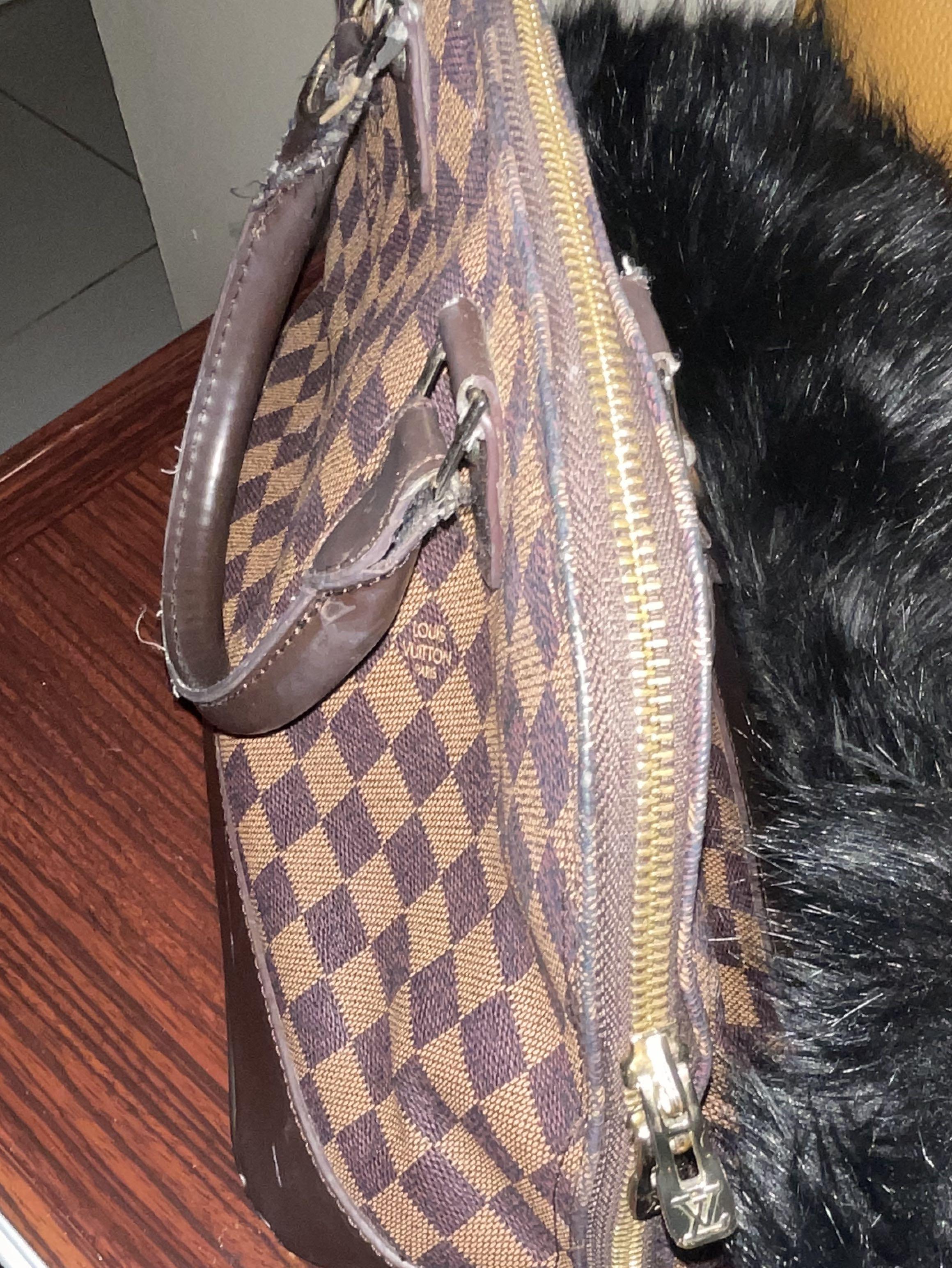 PRICE DROP Louis Vuitton alma bag genuine leather Women s