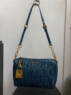 （分類：）位於 。 由 tsang_l 提交（商品編號 1094068512，圖片 1）。簡介： 。
