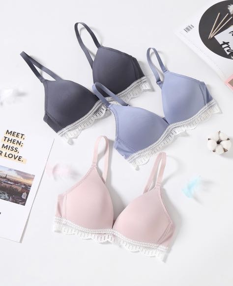 New Young Hearts Young Curves 80B Bra, Women's Fashion, New ...