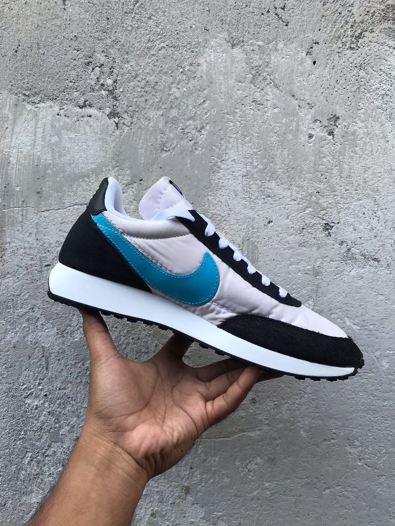 nike tailwind 79 white blue