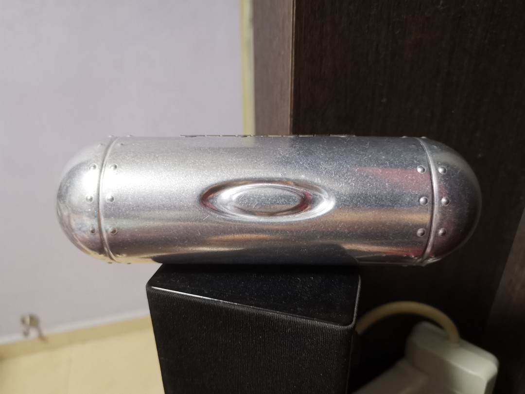 oakley metal case