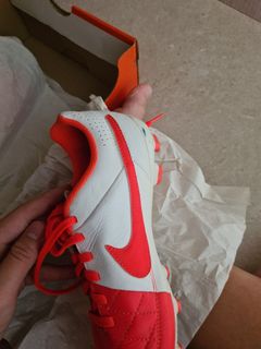 (Category: ) located in . Submitted by user1234577 (Listing ID 1093947657, Image 1). Description: .